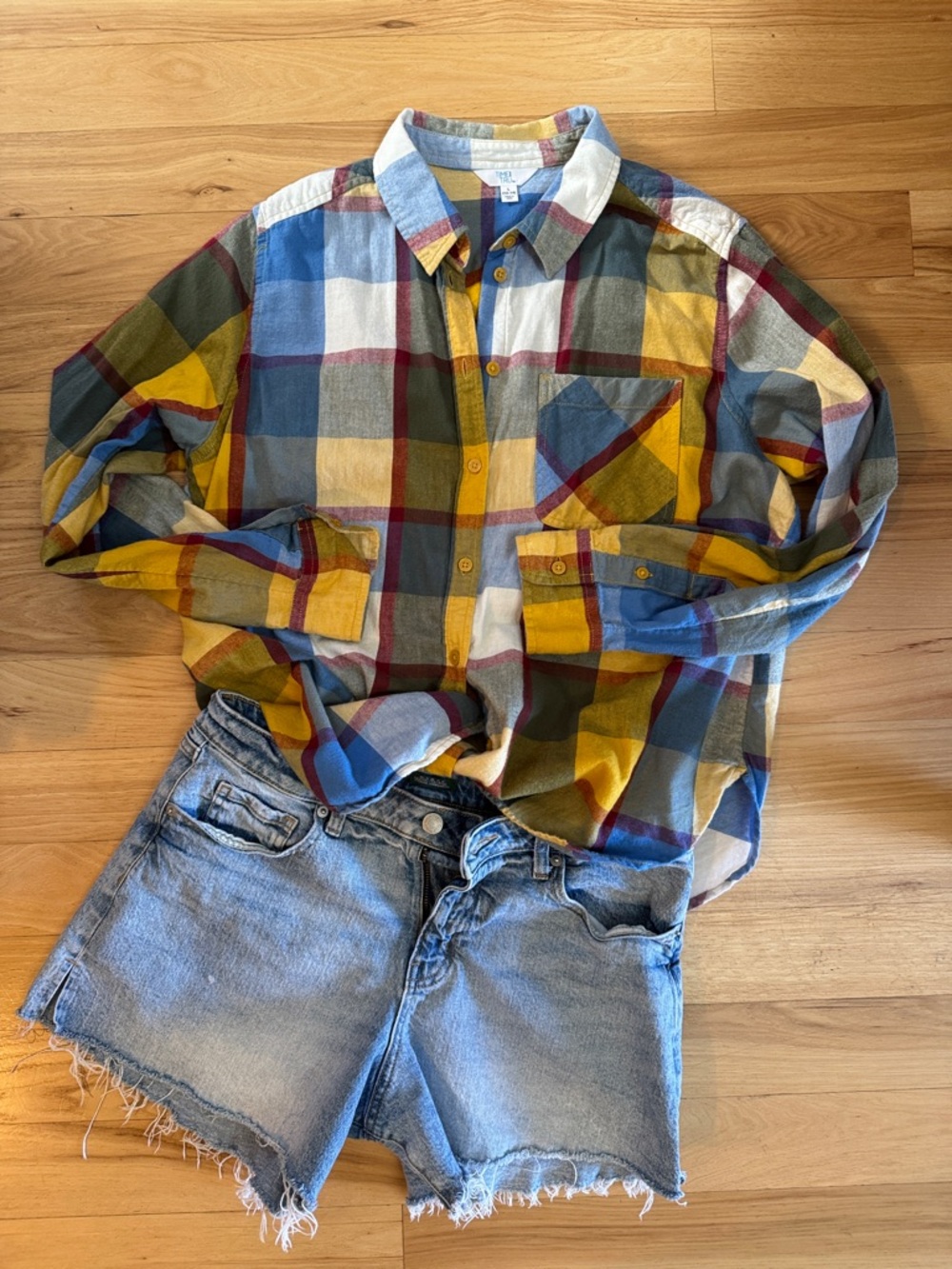 Women’s Multicolor Plaid lightweight flannel Button-Up Shirt -Yellow & Blue sz L